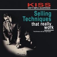 kiss-keep-it-simple-salesperson-selling-techniques-that-really-work.jpg